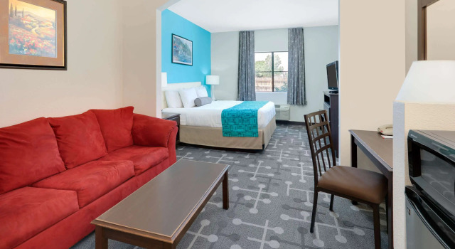 Howard Johnson by Wyndham Lubbock TX, Prenota Hotel Hotel a Lubbock con piscina, Piscina