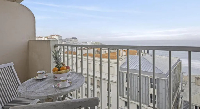 Апартаменты Charming 3 3br with breathtaking seaview in Biarritz center - Welkeys