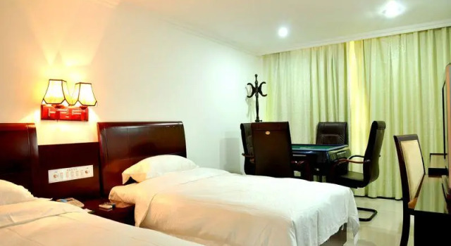 Двухместный номер Standard Yintian Holiday Hotel