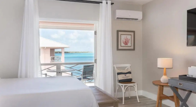 Двухместный номер Standard с видом на бассейн Peace and Plenty Resort