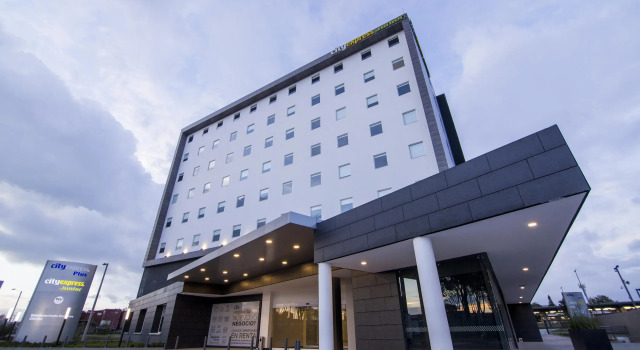 City Express Junior by Marriott Bogota Aeropuerto, Buchen Sie Hotel Fontibon Bogotá