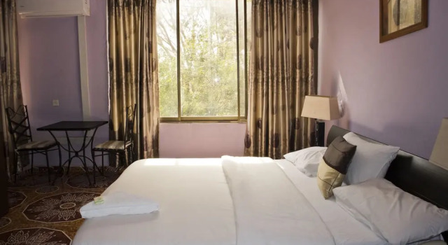 Radach Lodge & Conference Centre