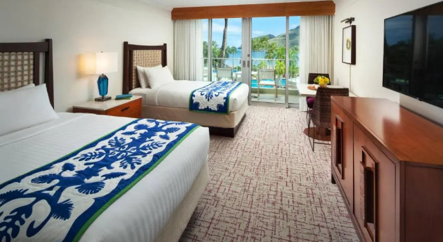 Номер Standard с видом на море Marriotts Kauai Beach Club