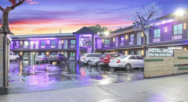 Hotel OPUS Bronx Near Bay Plaza Mall, Забронировать Отель Бронкс Нью-Йоркская агломерация, рядом с Morris Heights Health Center