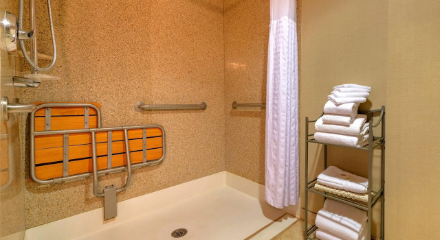 Четырёхместный номер Standard Comfort Suites Goodyear-West Phoenix