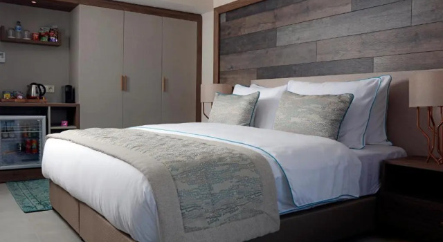 Двухместный номер Deluxe с видом на сад Design Plus Seya Beach Hotel