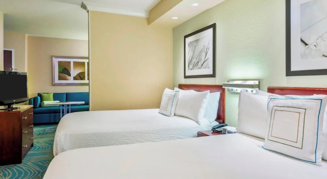 Четырёхместный люкс SpringHill Suites Fort Myers Airport