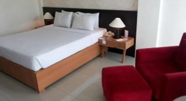 Mahkota Graha Hotel, Book Hotel Tasikmalaya 