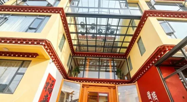 Fanlianju Chinese Inn (Ganden Sumtseling Monastery), Prenota Hotel Hotel a Yunnan con parcheggio, Parcheggio
