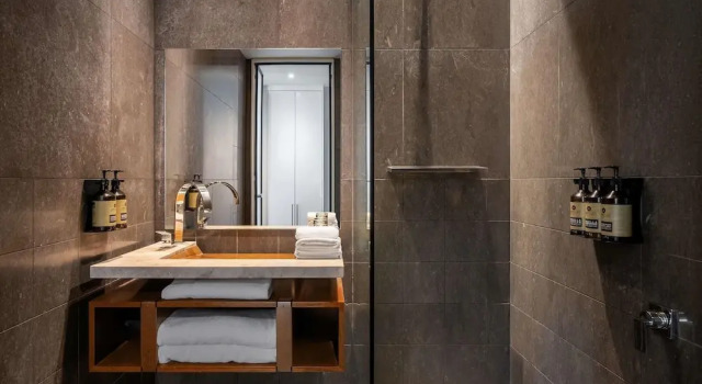 Номер Classic Peppers Gallery Hotel