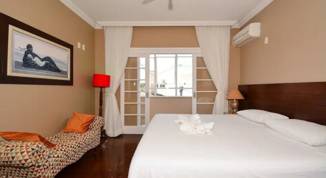 Casa com Piscina Morro das Pedras