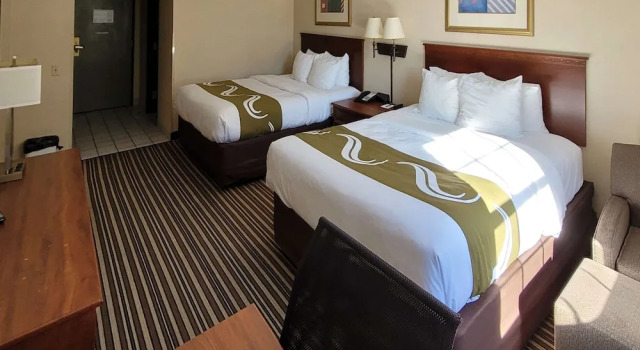 Люкс Quality Inn & Suites Columbia I-70
