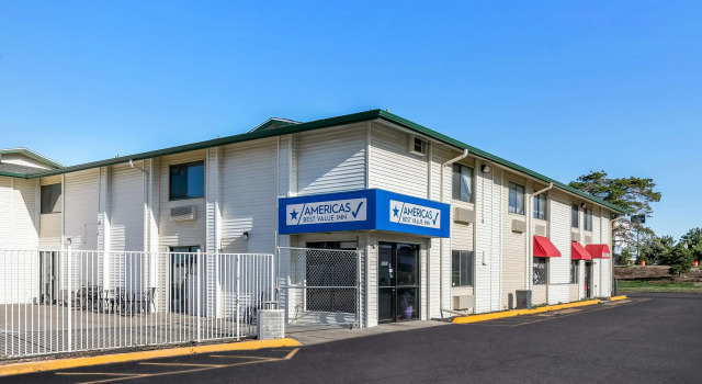 Americas Best Value Inn - Lincoln Airport, Rezervați Hotel Lincoln 