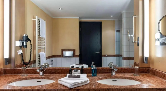 Полулюкс Hotel Remarque