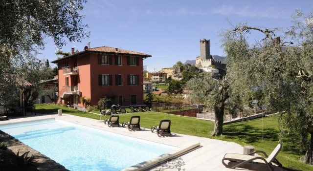 Апартаменты Superior Casa Guarnati Lake View Apartments