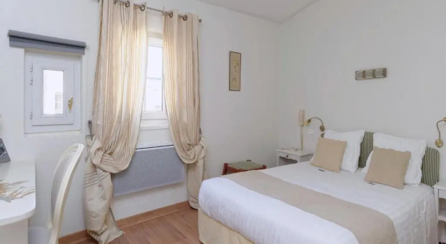 Konfor oda Hotel Du Palais