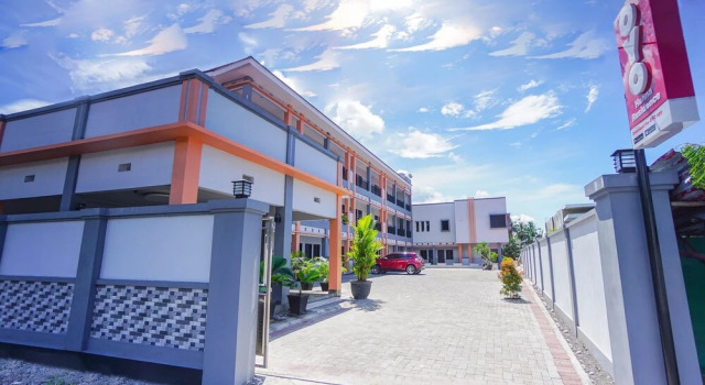 Hanna Residence by OYO Rooms, Prenota Hotel Manado 