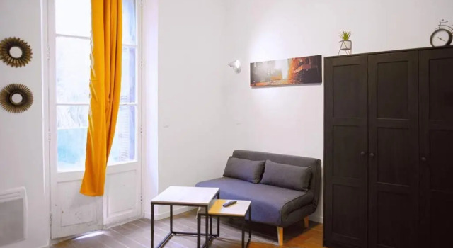 Charmant Studio Sur Pont du Las Proche Toulon Centre, Забронировать Отель Тулон Var coast, рядом с Stade de Bon Rencontre