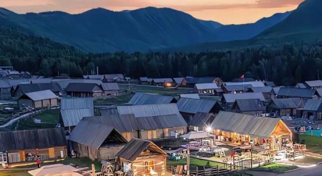 INWARD PEAK·Heting Shanying ValleVive Holiday Homestay  (Hemu Old Village Store), Book Hotel Hom Xinjiang