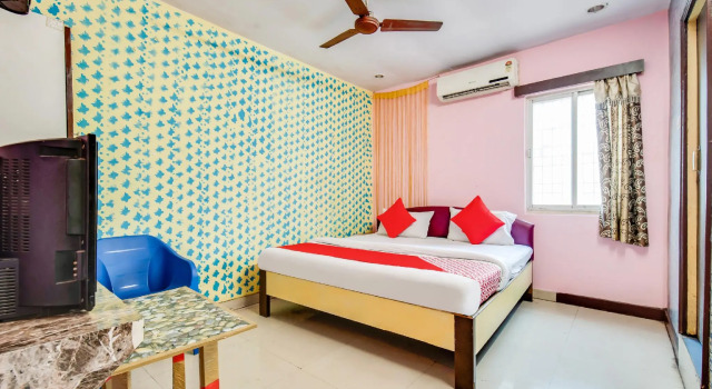 SPOT ON 73461 Hotel Wonderfull Inn, Rezerwuj Hotel Hotele w Andhra Pradesh z parkingiem, Parking