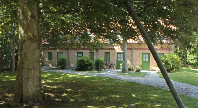 Апартаменты Hotel Schlösschen Sundische Wiese Zingst