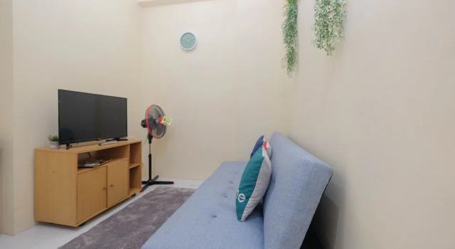 Nice and Comfy 1BR Apartment at MT Haryono Residence By Travelio, Book Apartment Jakarta Jakarta Province