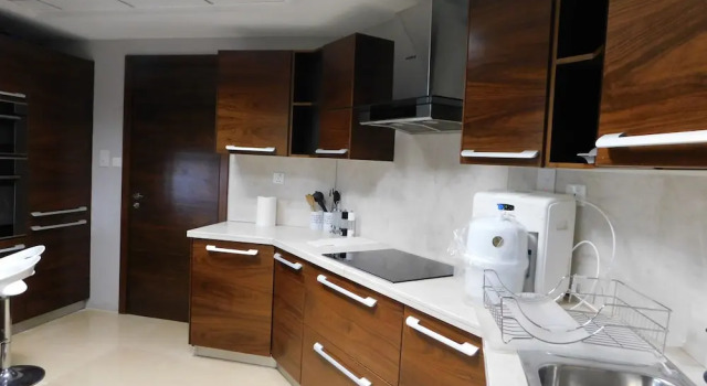 Апартаменты Deluxe Luton Vacation Home The Torch