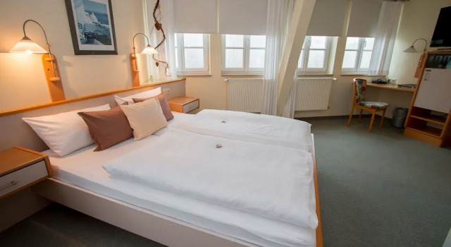 Номер Comfort Hotel Garni am Markt - Businesshotel - Frühstücksbuffet - Fahrradabstellplatz - Hunde willkommen
