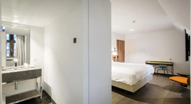 Номер Superior Hotel The Fourth - Tafelrond