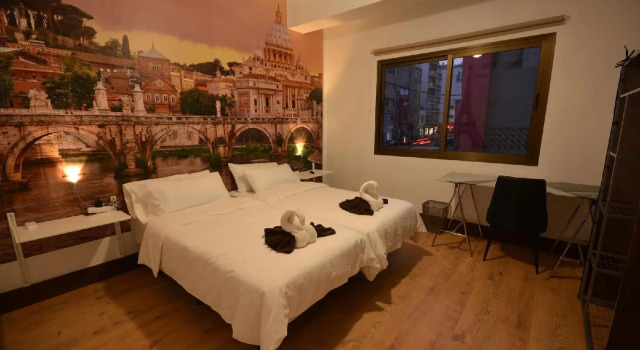 City Room Las Palmas, Prenota Ostello Hotel economici a Gran Canaria