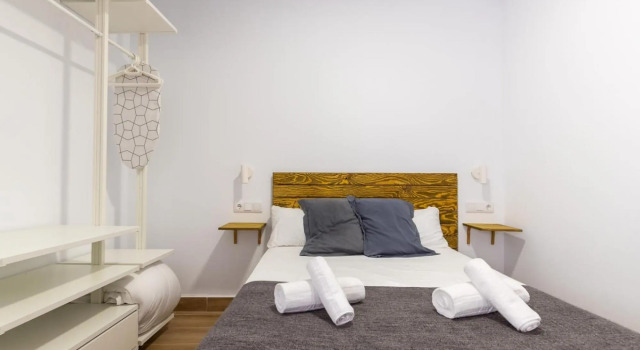 La Merced Loft 9 Private Bathroom, Забронировать Отель Малага Коста-дель-Соль, рядом с Музей Кармен Тиссен