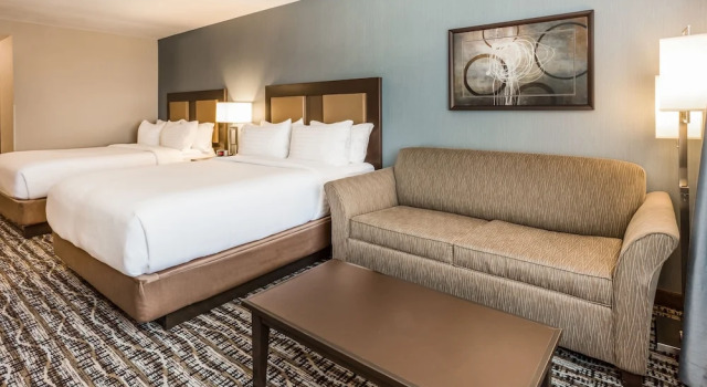 Четырёхместный люкс Holiday Inn South Jordan - SLC South by IHG