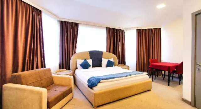 Люкс Sunday Palace Hotel