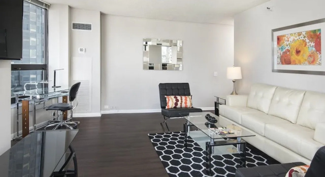 Luxury Suites At North Harbor Tower, Забронировать Отель Отели Чикаго с бассейном, рядом с Jazz Institute of Chicago, Бассейн