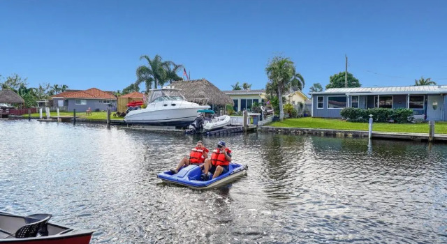 Sunny Waterside A in Dania Beach, Забронировать Отель Дания-Бич Broward County