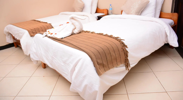 Двухместный номер Standard Keys Hotel Mbokomu Branch