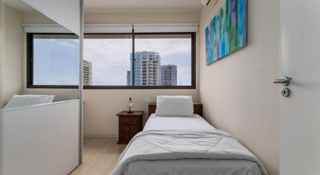 Barra da Tijuca near the beach | AS1602 Z10, Забронировать Отель Барра-да-Тижука , рядом с New York City Centre Rio de Janeiro