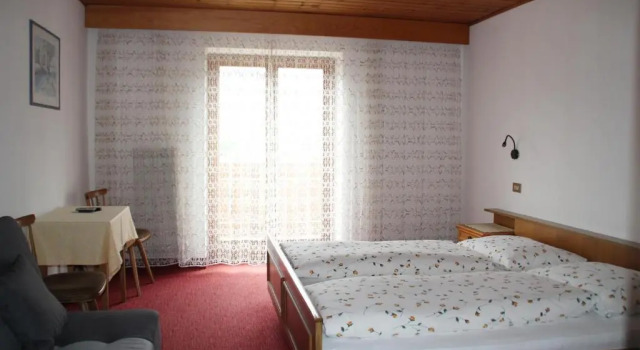 Pension Obergrundgut, Забронировать Отель Бизнес-отели Лачес, 4* 5*