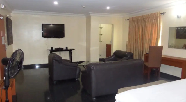 Одноместный люкс Adna Hotel