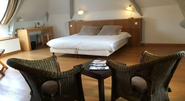 Domaine de la Ferrière, Rezerwuj Hotel  