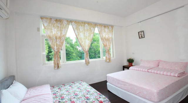 Четырёхместный номер Standard Travelers Fu-Home