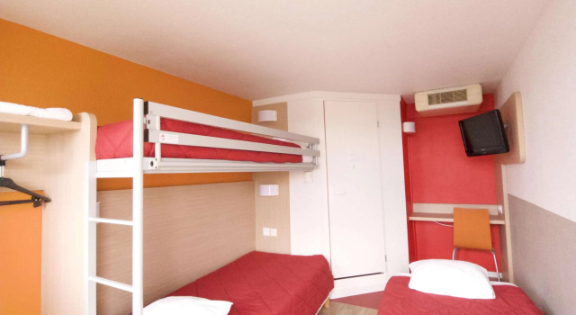 Трёхместный номер Standard Premiere Classe Metz Nord - Semecourt
