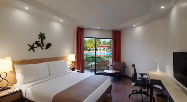 Номер Standard с видом на бассейн Holiday Inn Resort Goa by IHG