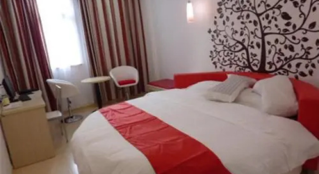 Thank Inn Chain Hotel Jiangxi Yichun Business City