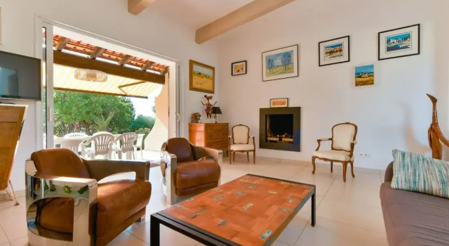 Коттедж Beautiful Holiday Home With Terrace