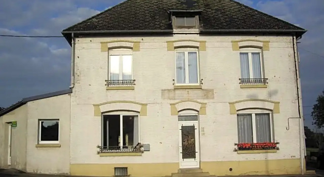 Chez Monique, Забронировать Отель Отели Соммы с парковкой, Парковка
