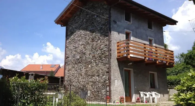 Rustico Lombardo, Prenota Appartamento Hotel a Colico con parcheggio, Parcheggio