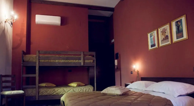 Standard Vierer Zimmer mit Balkon Affittacamere b&b meapvlia