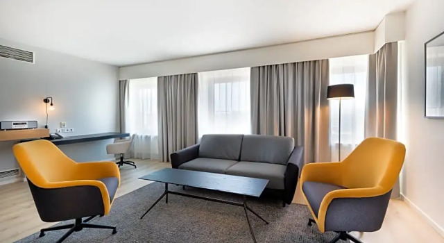 Двухместный люкс c 1 комнатой с видом на реку Crowne Plaza Düsseldorf - Neuss by IHG