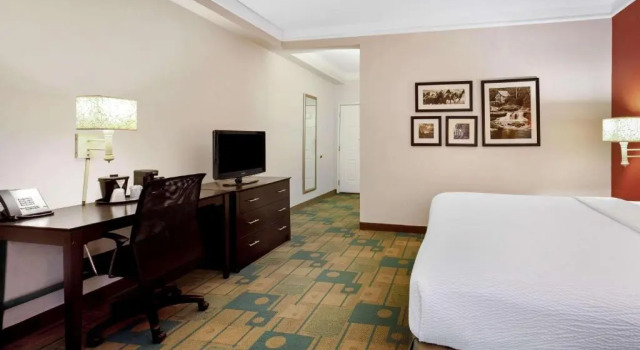 Двухместный номер La Quinta by Wyndham Dallas DFW Airport North